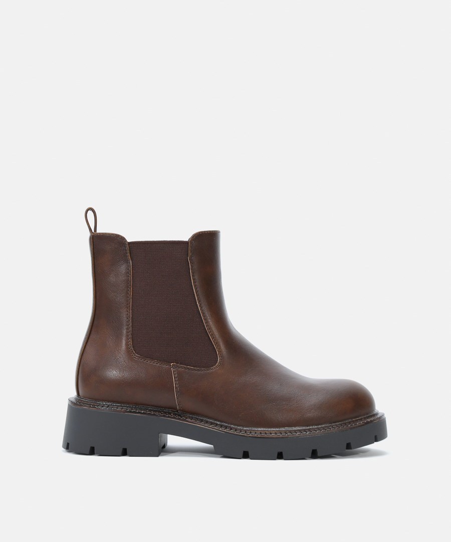 Botines planos chelsea